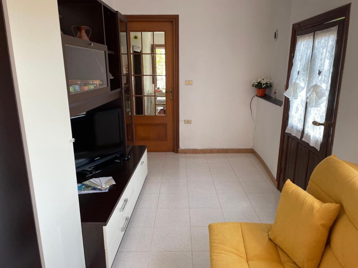 Apartamento Casa di nonno Memé CITRA 008035-LT-0018 Andagna Exterior foto